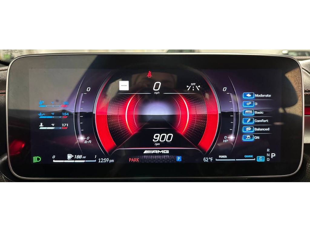 Used 2024 Mercedes-Benz C 43 AMG 4MATIC Sedan image 29