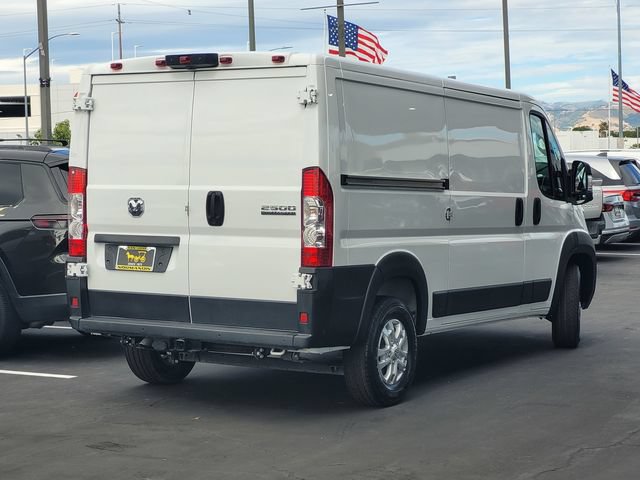 Used 2024 RAM ProMaster 2500 w/ Quick Order Package 22G SLT FWD image 4