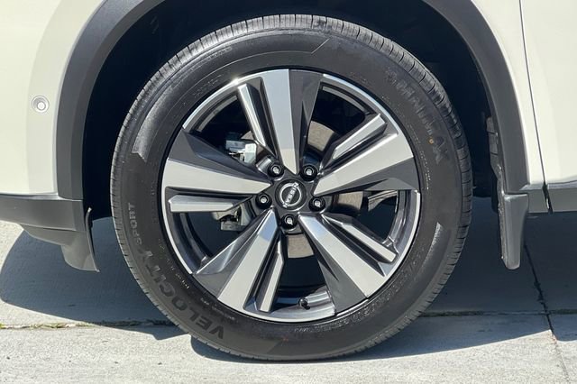 Used 2023 Nissan Rogue Platinum image 33