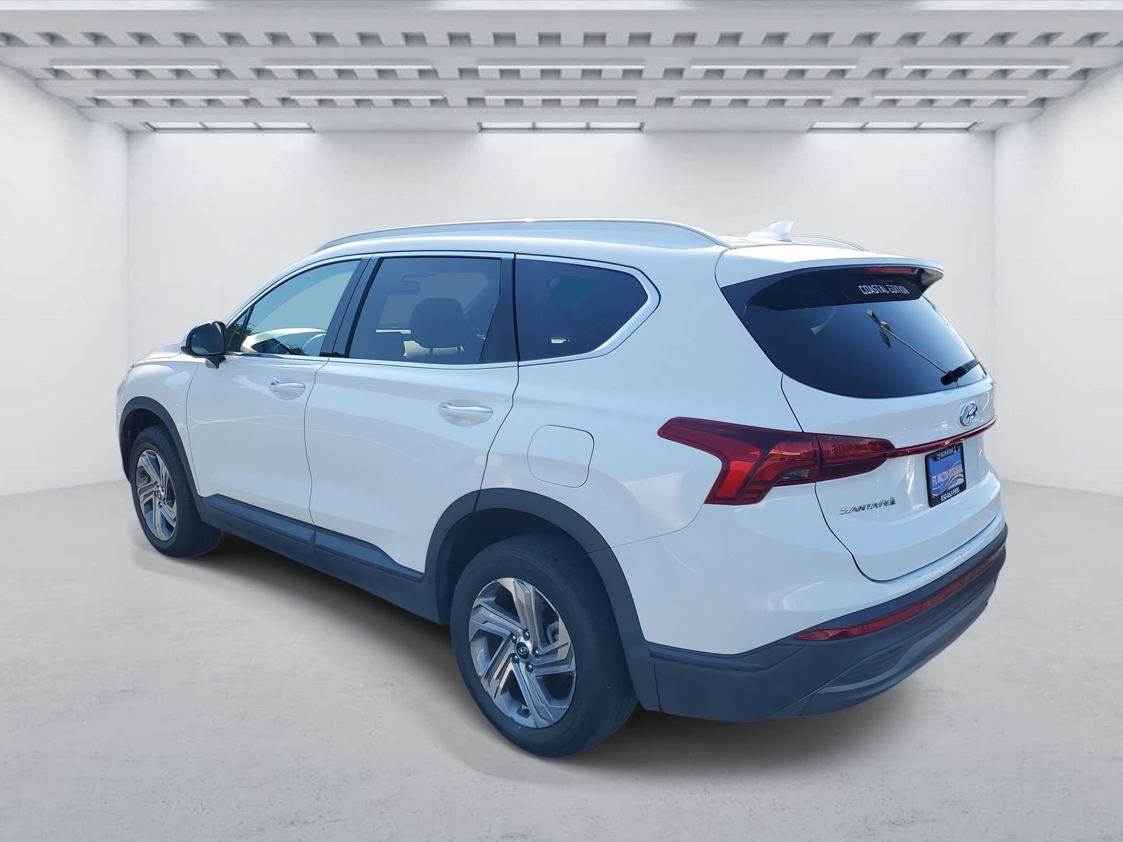 Used 2023 Hyundai Santa Fe SEL image 3