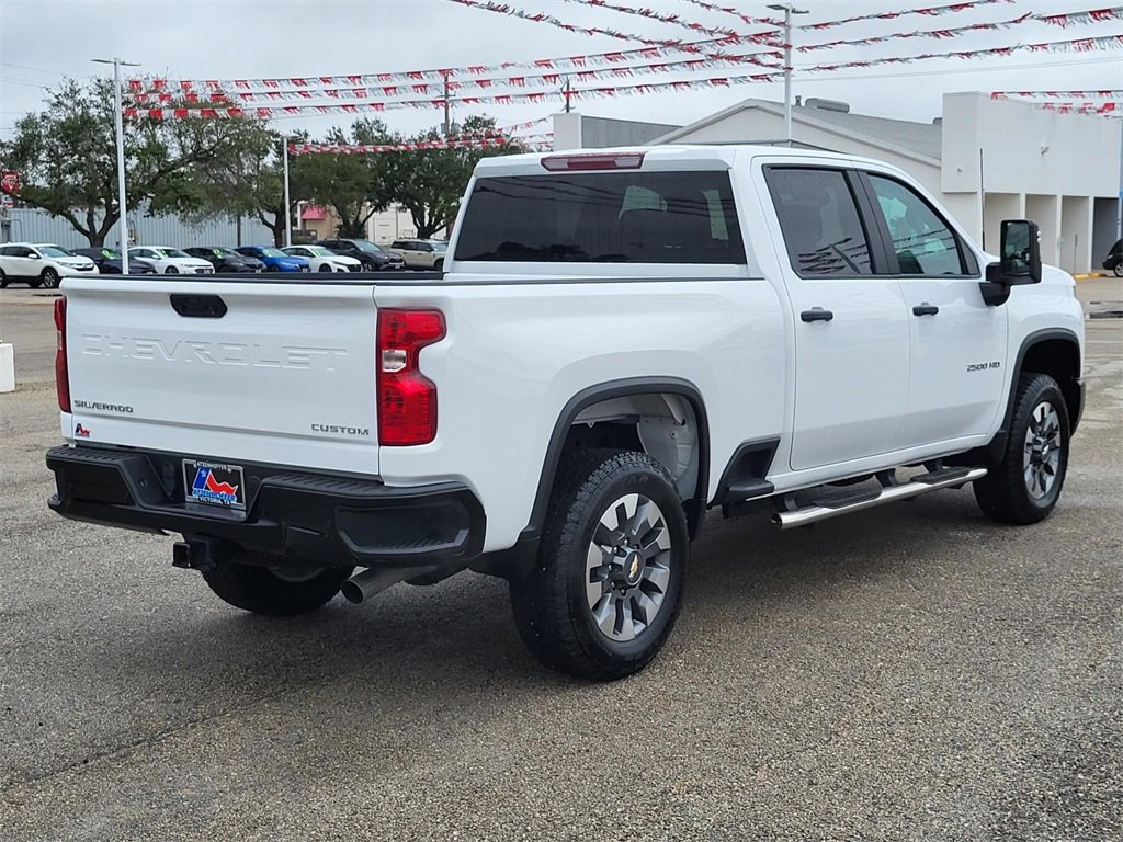 Used 2025 Chevrolet Silverado 2500 Custom w/ Custom Value Package image 7