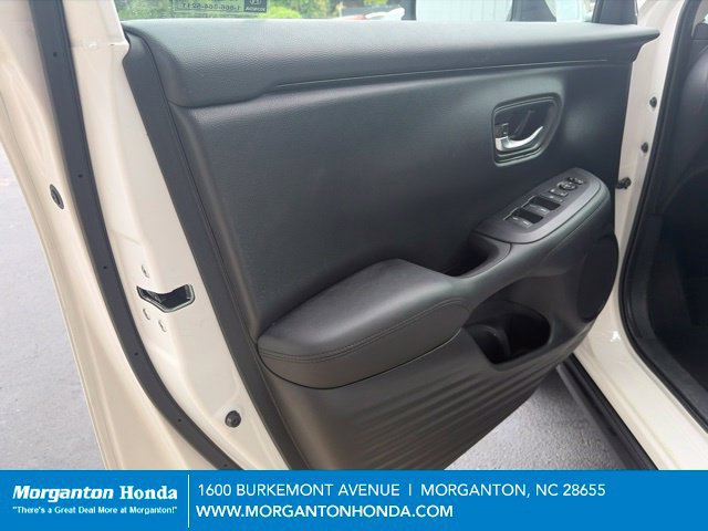 Used 2025 Honda HR-V LX image 11