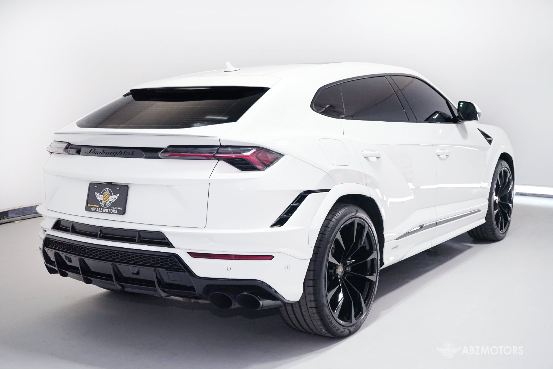 Used 2023 Lamborghini Urus S AWD/4WD image 5