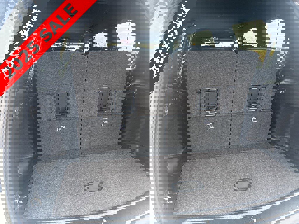 New 2025 Jeep Grand Cherokee L Limited image 5