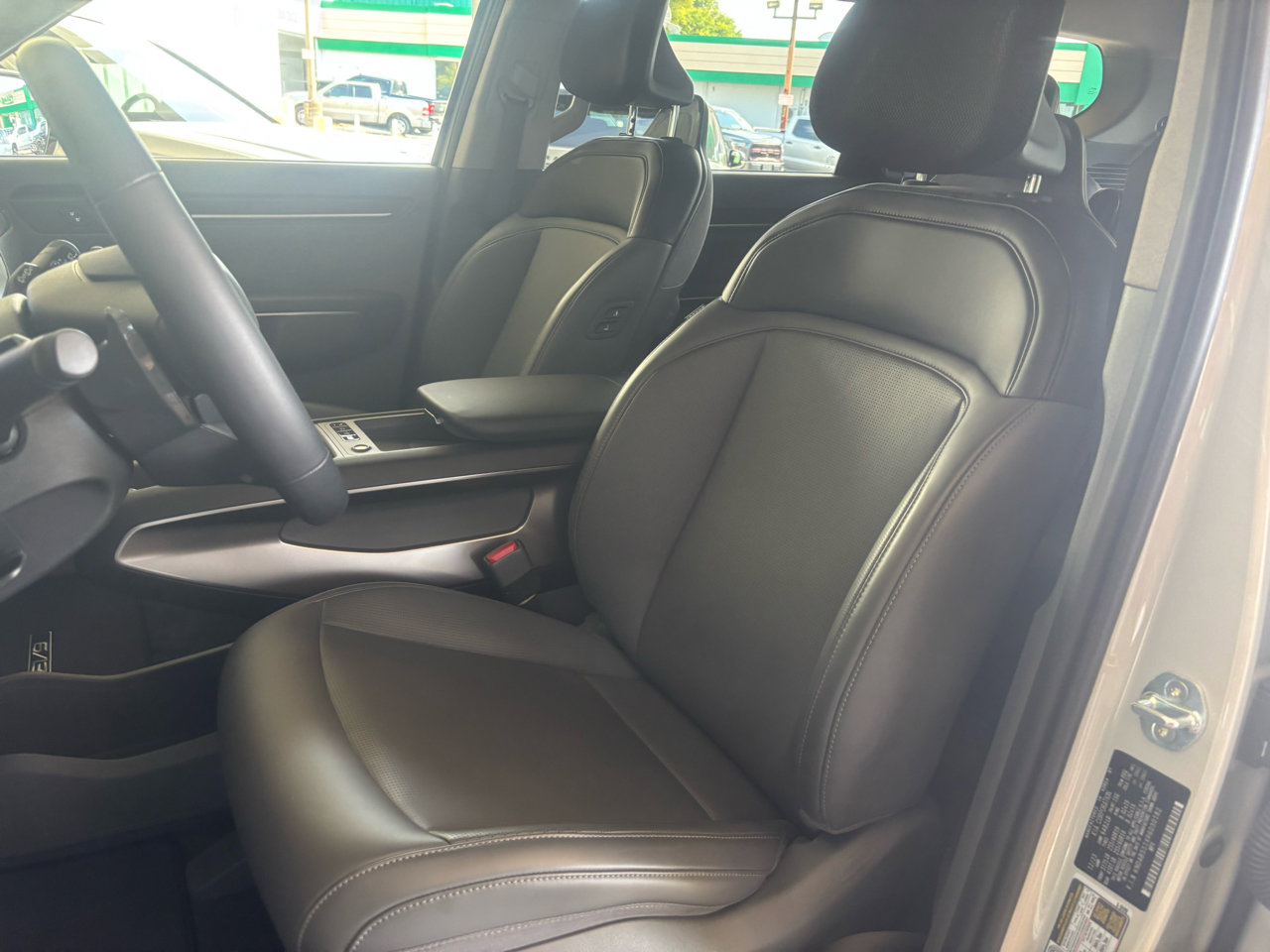 Used 2024 Kia EV9 Light Long Range image 13