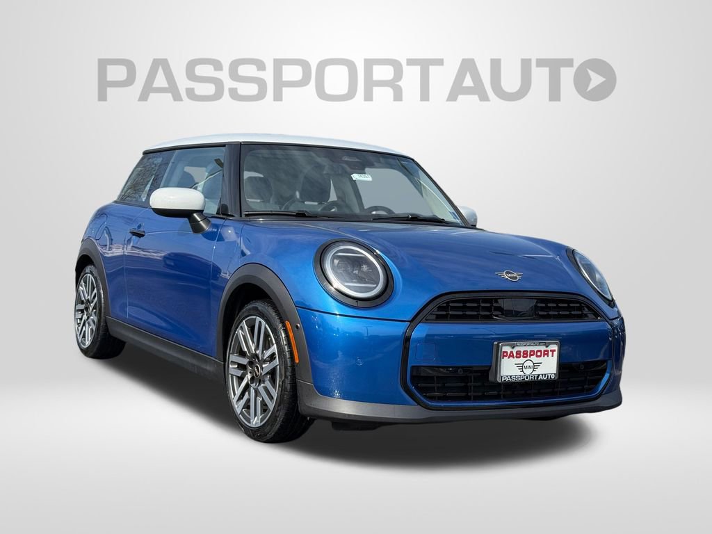 Certified 2025 MINI Cooper 2-Door Hardtop image 3