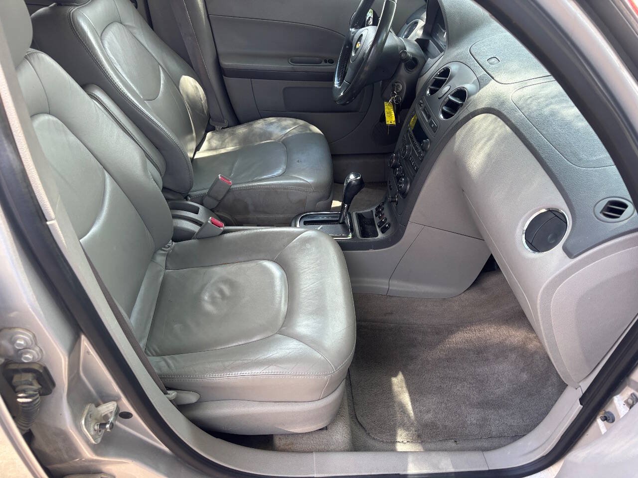Used 2006 Chevrolet HHR LT w/ Preferred Equipment Group FWD image 14