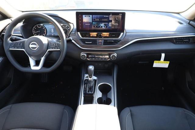 New 2025 Nissan Altima 2.5 SV w/ SV Special Edition Package image 23