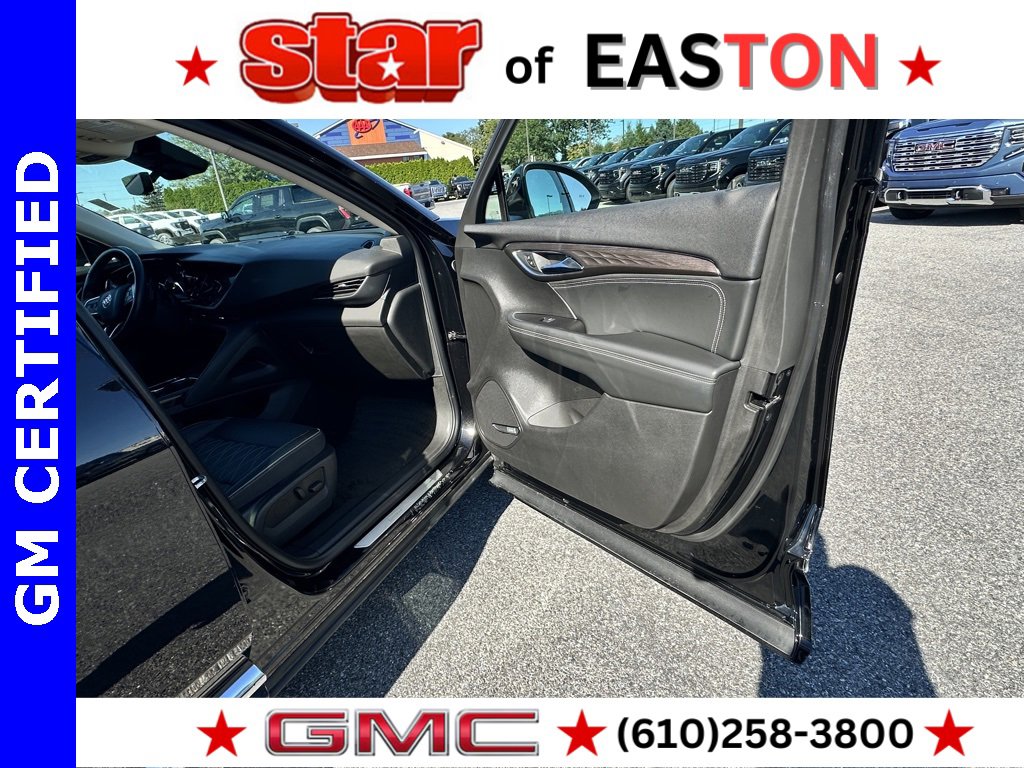 Certified 2022 Buick Envision Avenir w/ Technology Package II image 11