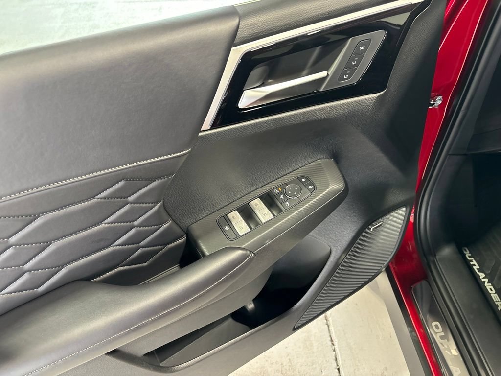 New 2026 Mitsubishi Outlander SEL AWD/4WD image 12