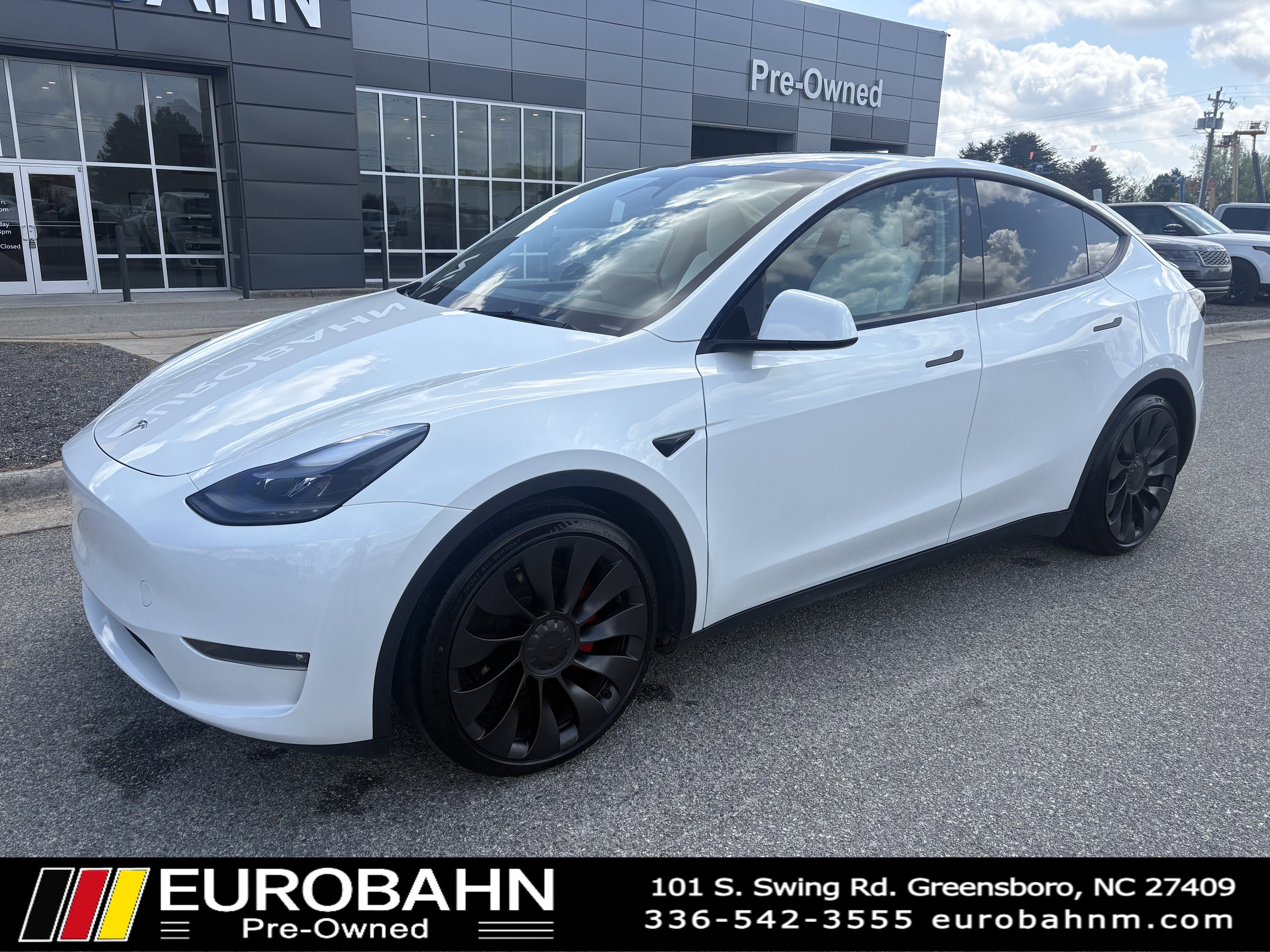 Used 2024 Tesla Model Y Performance image 28