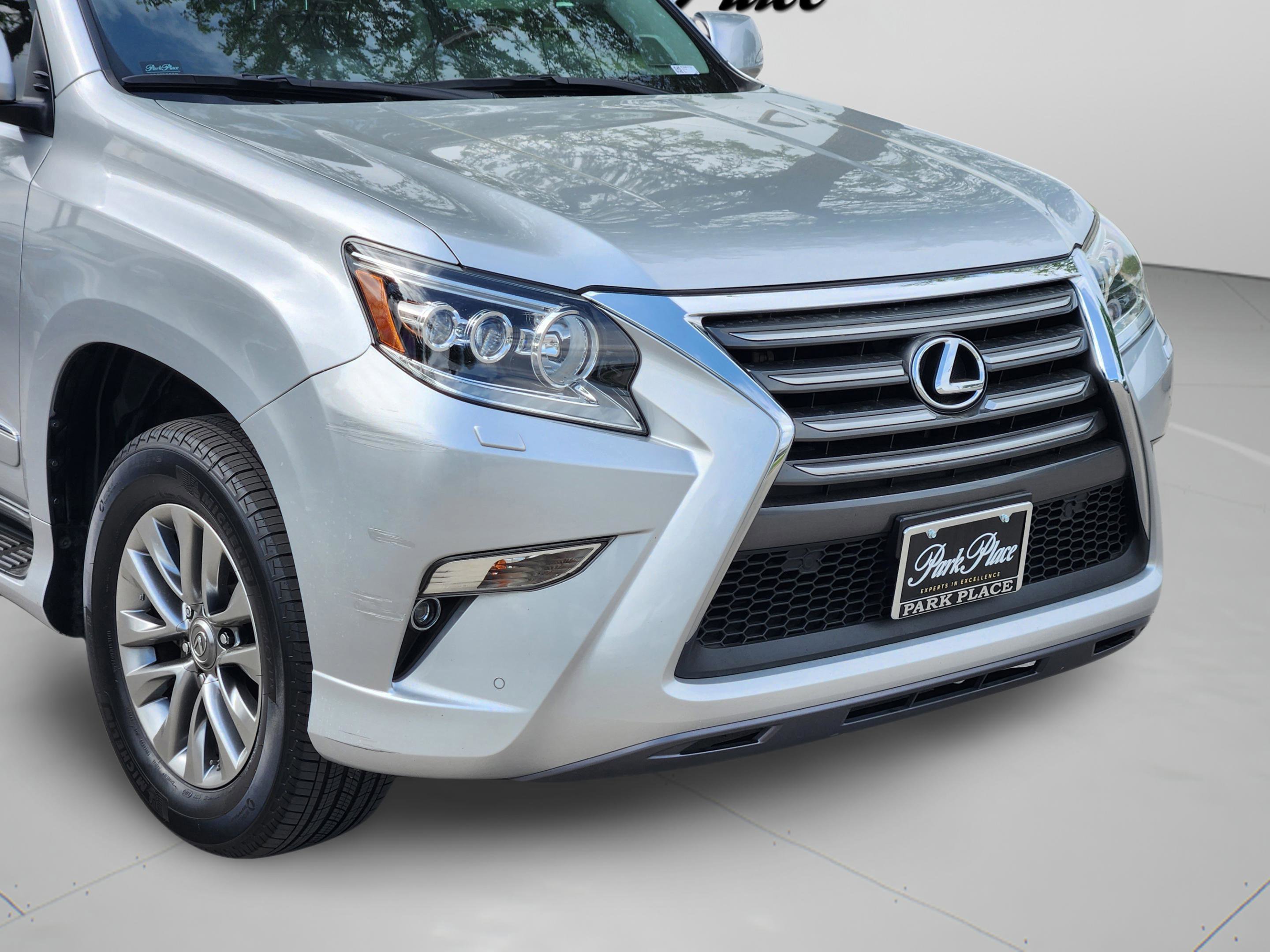 Used 2017 Lexus GX 460 Luxury w/ Preferred Accessory Package image 39