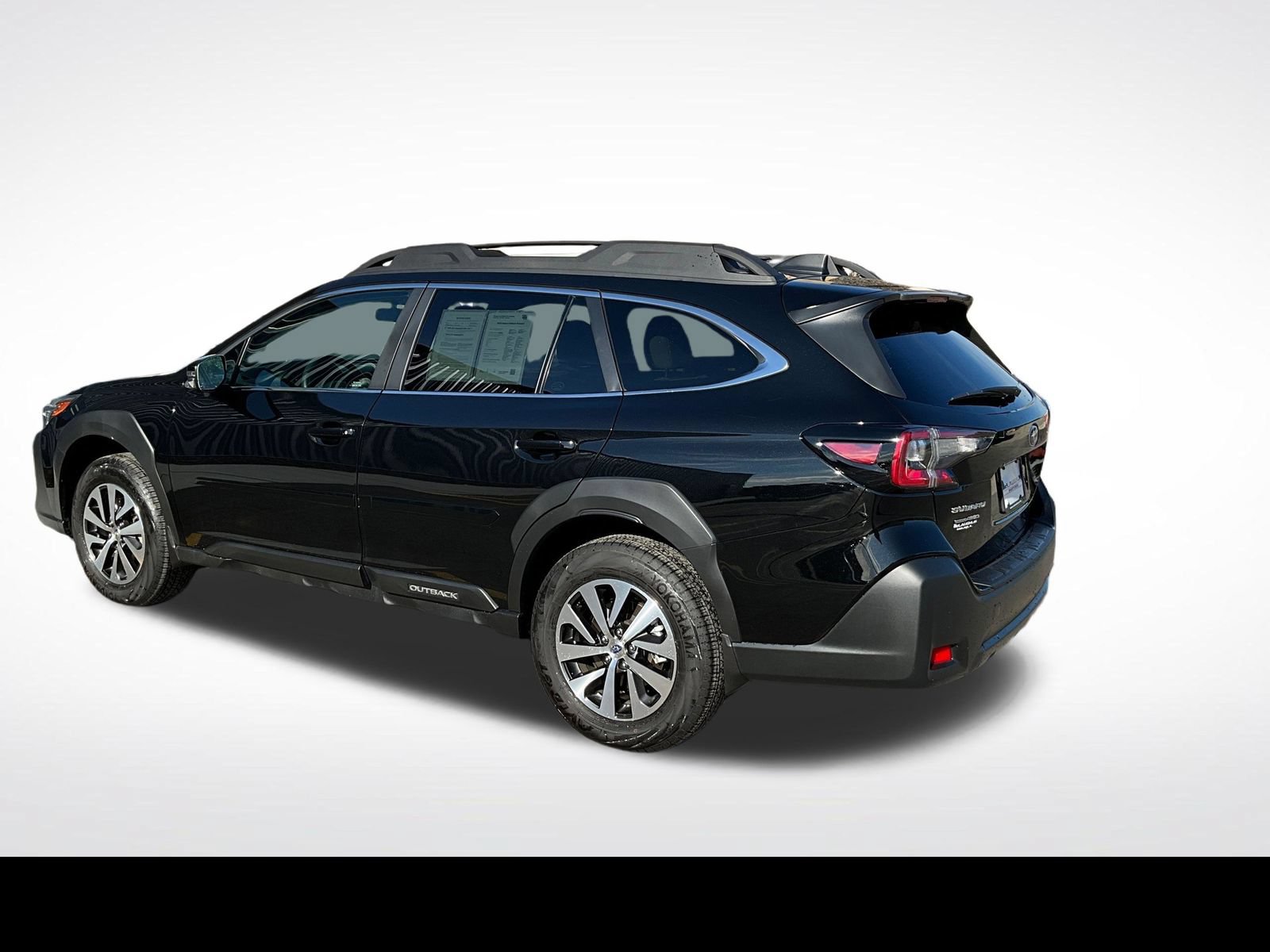 Certified 2025 Subaru Outback Premium AWD/4WD image 13