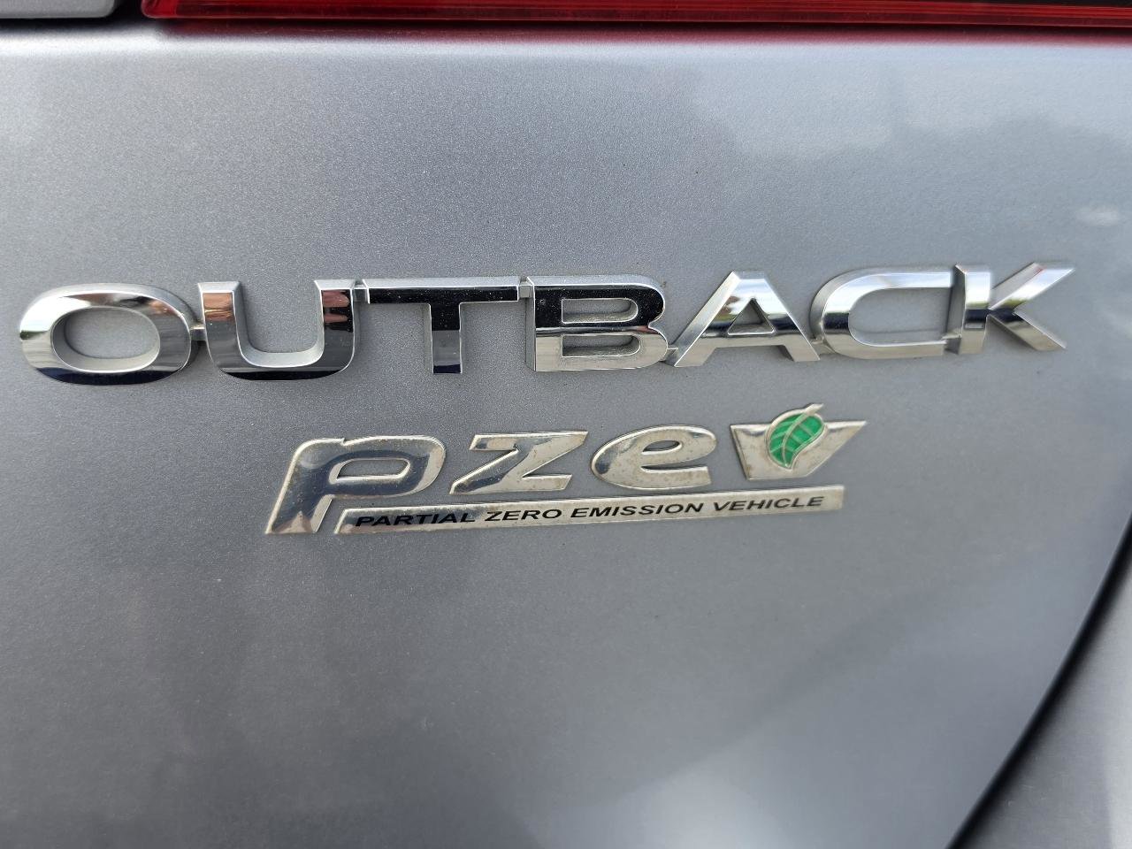 Used 2016 Subaru Outback 2.5i Premium AWD/4WD image 22
