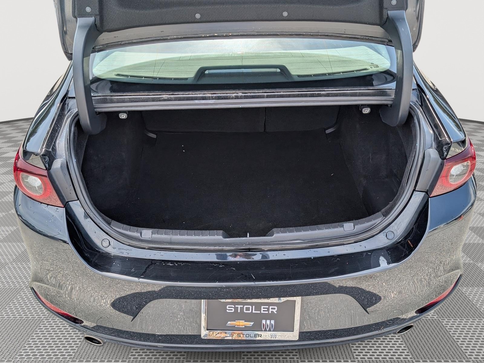Used 2024 MAZDA MAZDA3 s FWD image 13