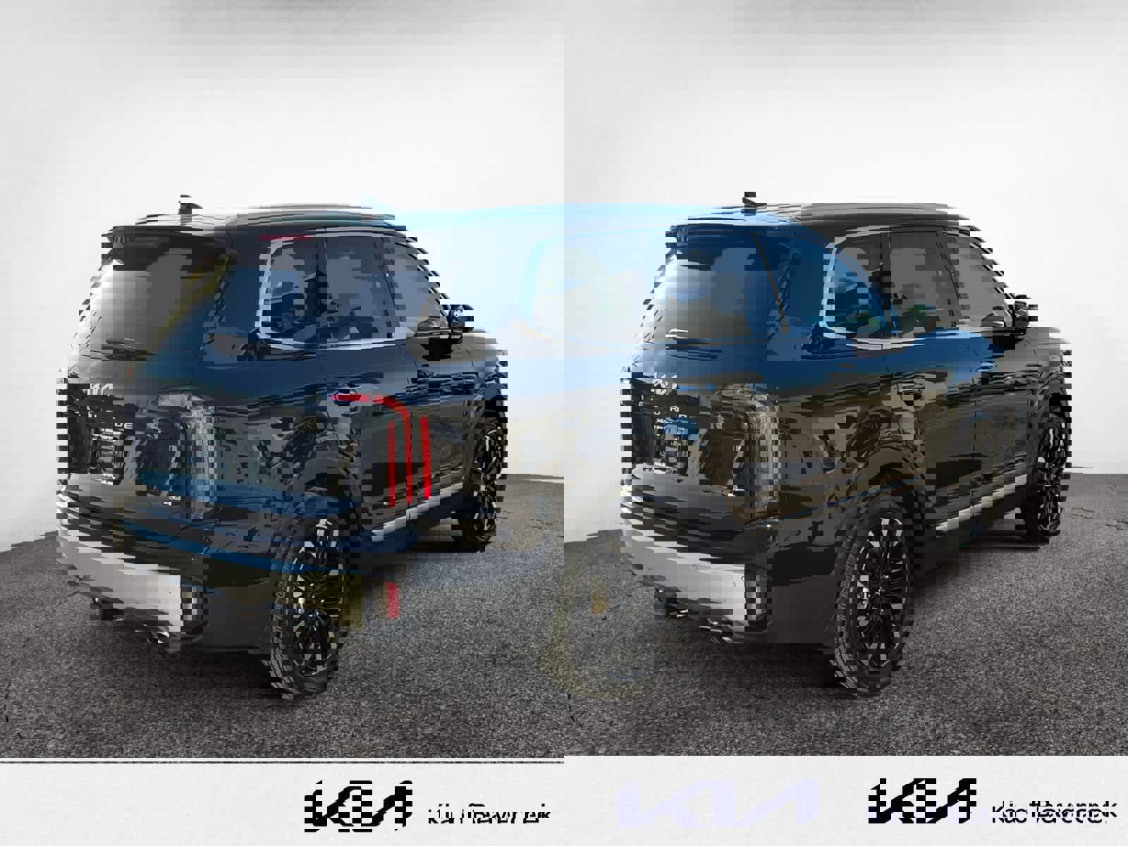 Certified 2024 Kia Telluride SX Prestige w/ Towing Package image 5