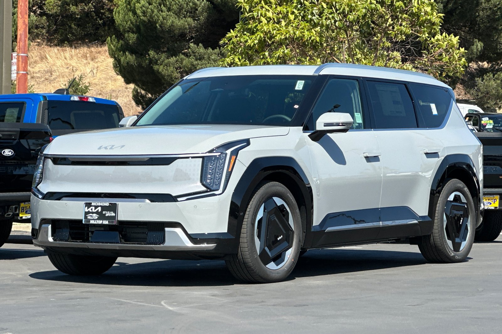 New 2026 Kia EV9 Land AWD/4WD image 8