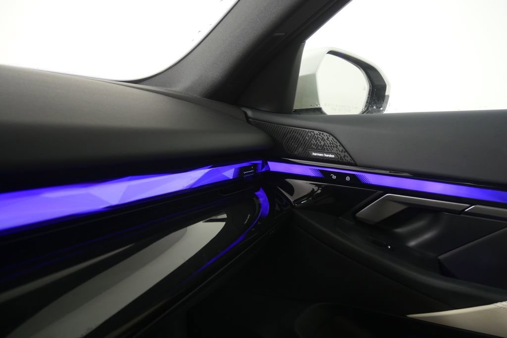 Certified 2024 BMW 540i xDrive w/ Premium Package image 24