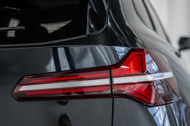 Used 2025 BMW X3 xDrive30i w/ M Sport Package image 6