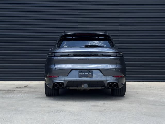 Certified 2026 Porsche Cayenne GTS AWD/4WD image 6