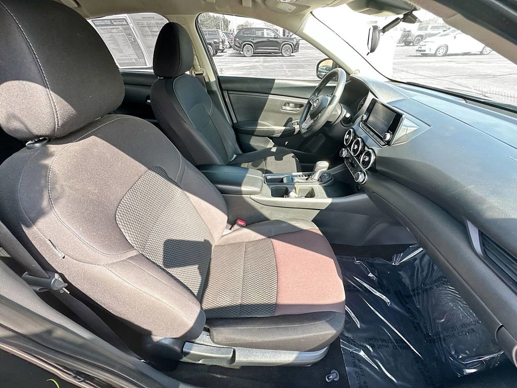 Used 2023 Nissan Sentra S image 34
