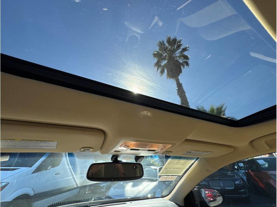 Used 2013 Toyota Avalon XLE Touring image 20