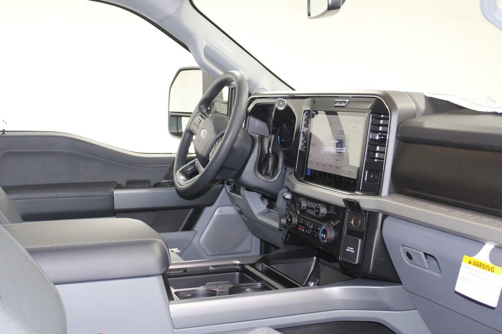 New 2026 Ford F250 XLT w/ XLT Premium Package image 31