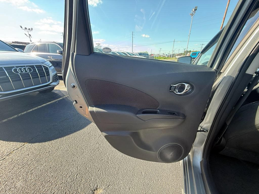 Used 2015 Nissan Versa Note SR w/ Interior Illumination Package FWD image 18