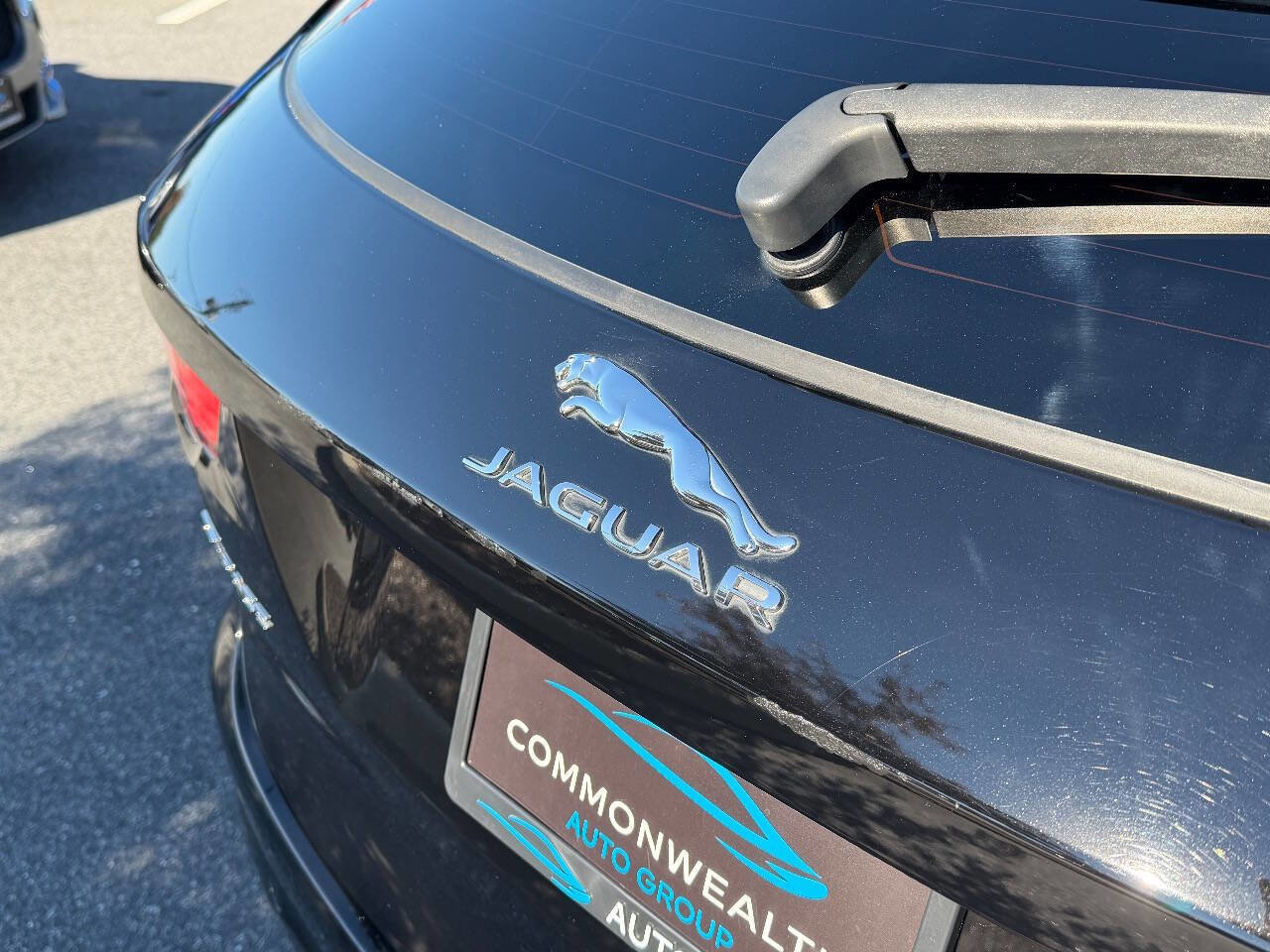 Used 2020 Jaguar F-PACE S image 18
