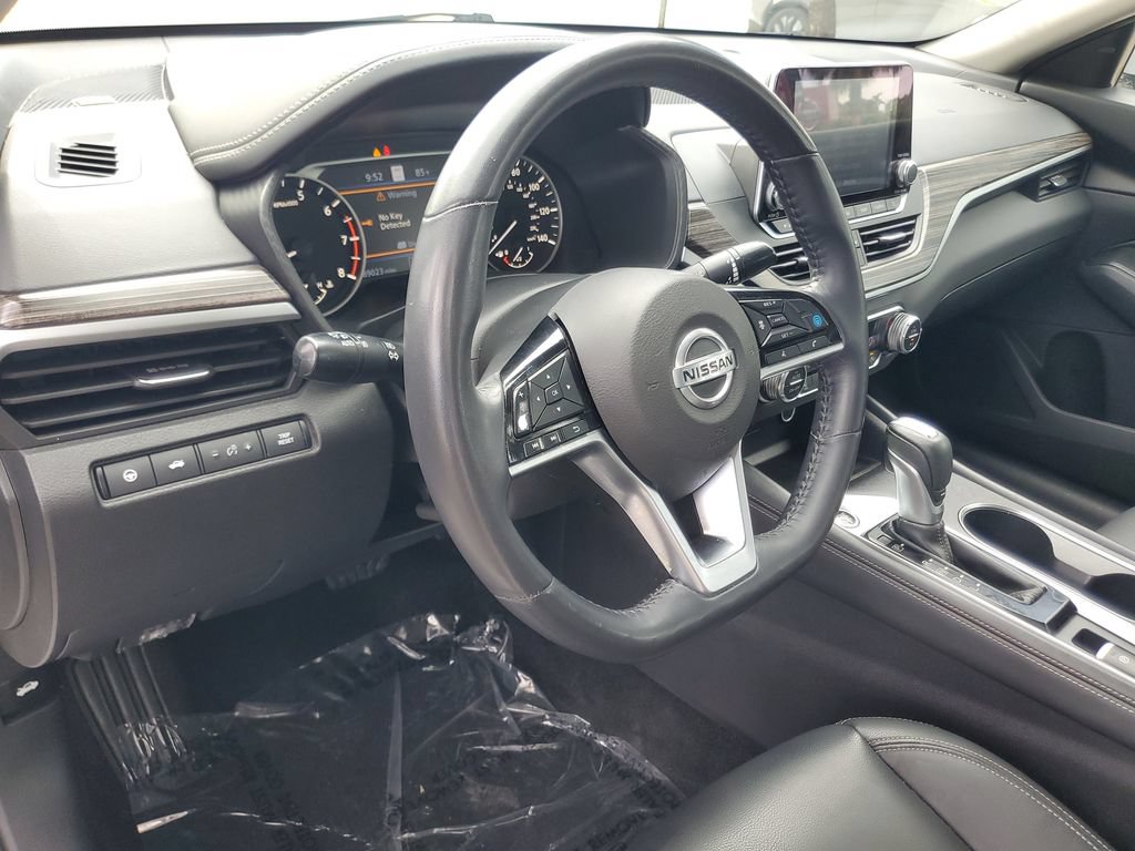 Used 2019 Nissan Altima 2.5 SL FWD image 16