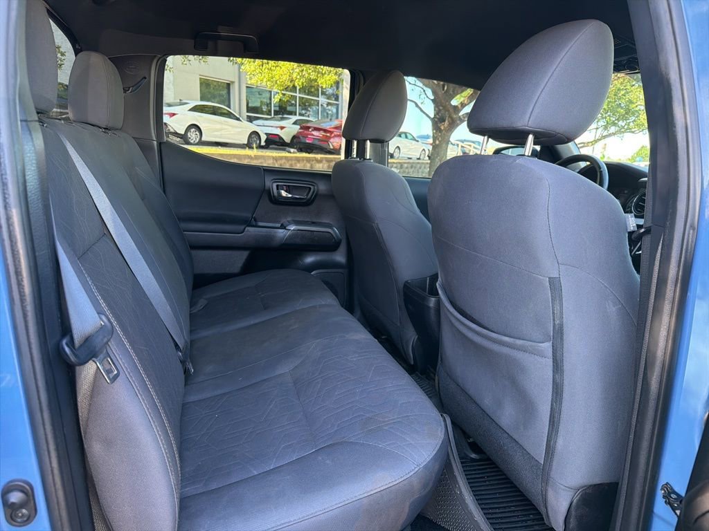 Used 2019 Toyota Tacoma TRD Off-Road image 27