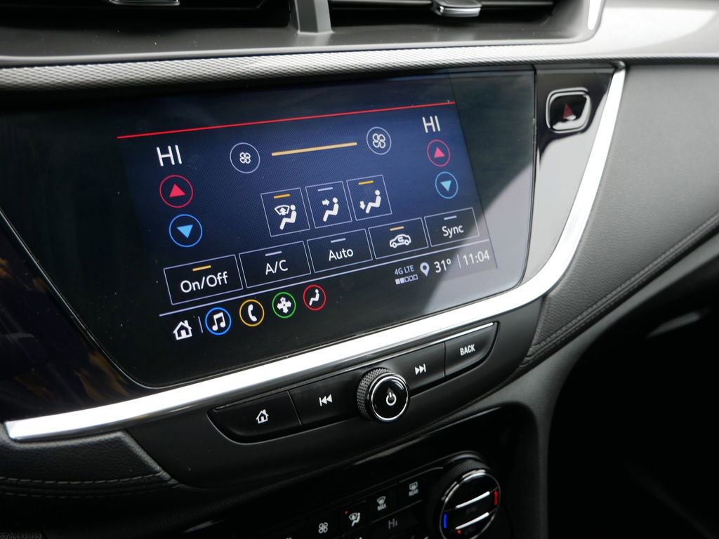 Used 2022 Buick Encore GX Select image 18