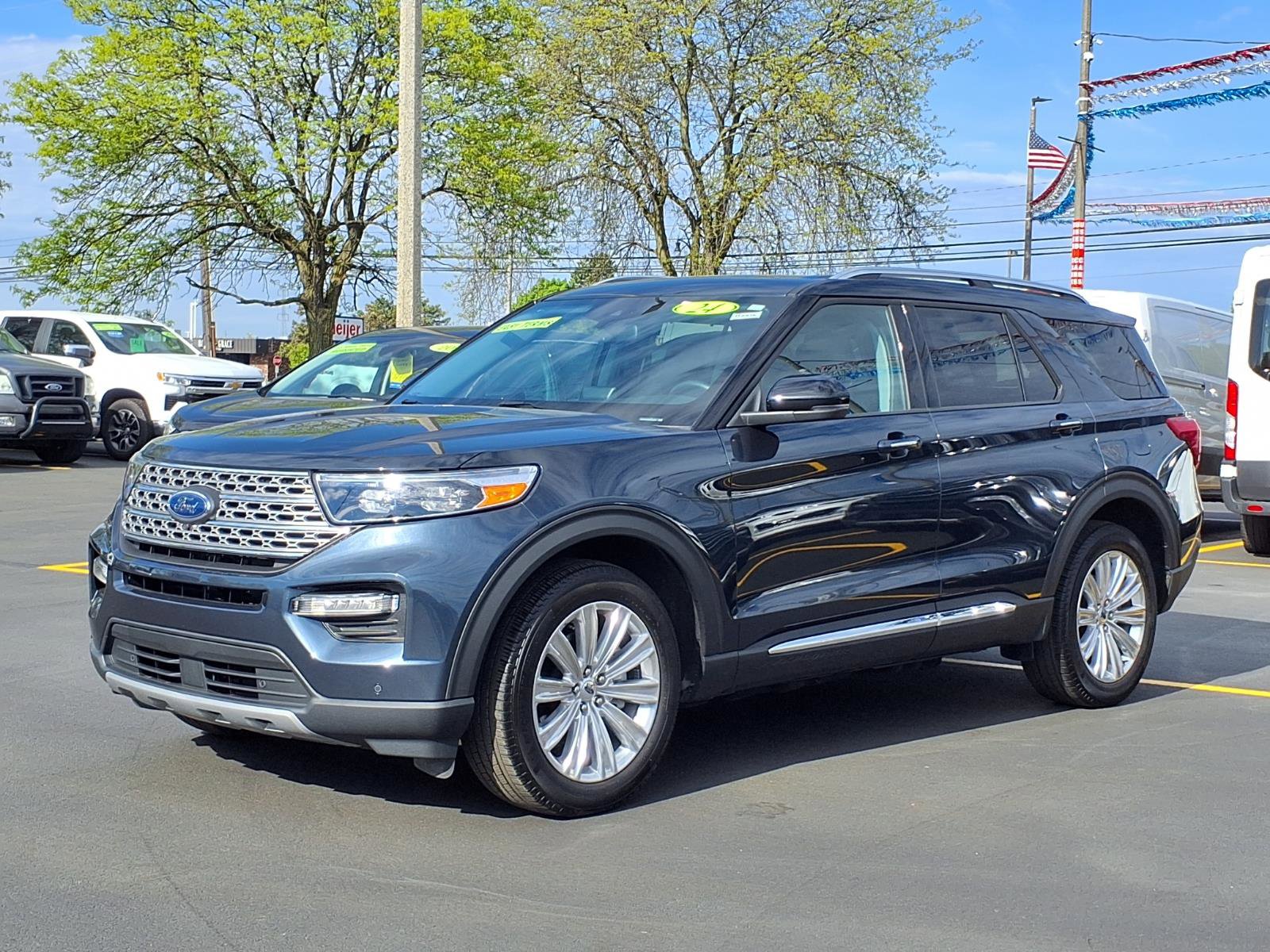 Used 2024 Ford Explorer Limited w/ Limited Technology Package AWD/4WD image 1