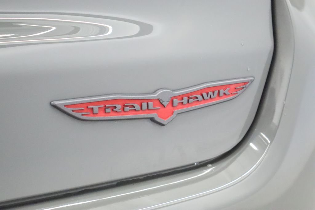 Used 2023 Jeep Compass Trailhawk w/ Sun and Sound Group AWD/4WD image 19