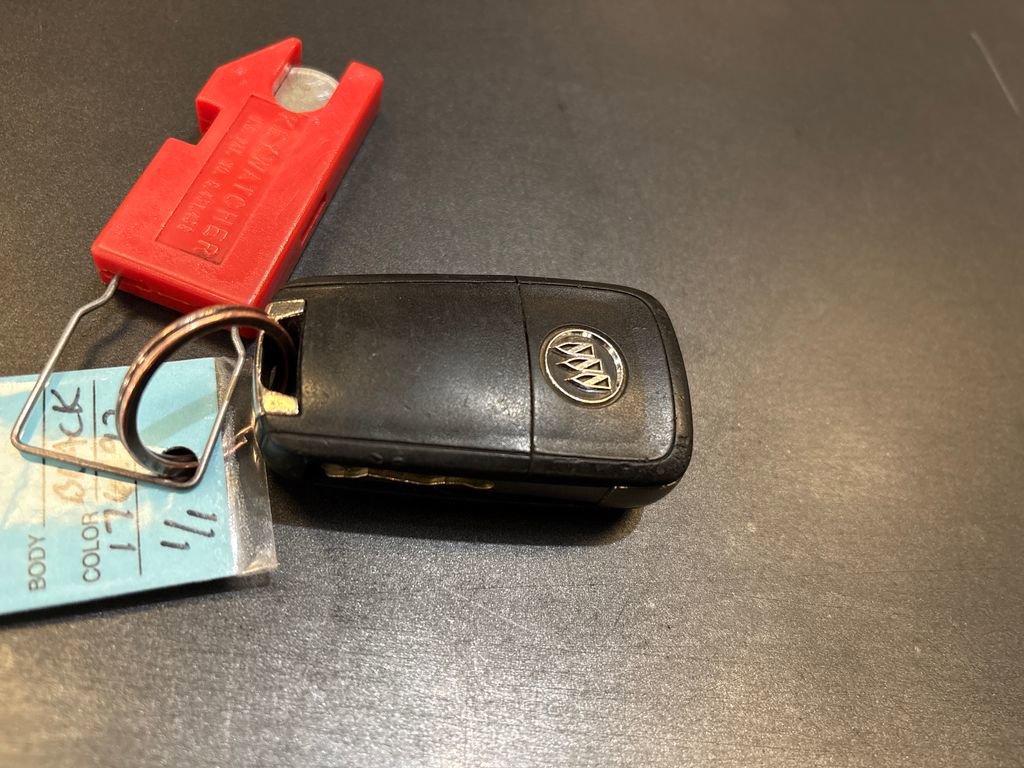 Used 2016 Buick LaCrosse Leather FWD image 28