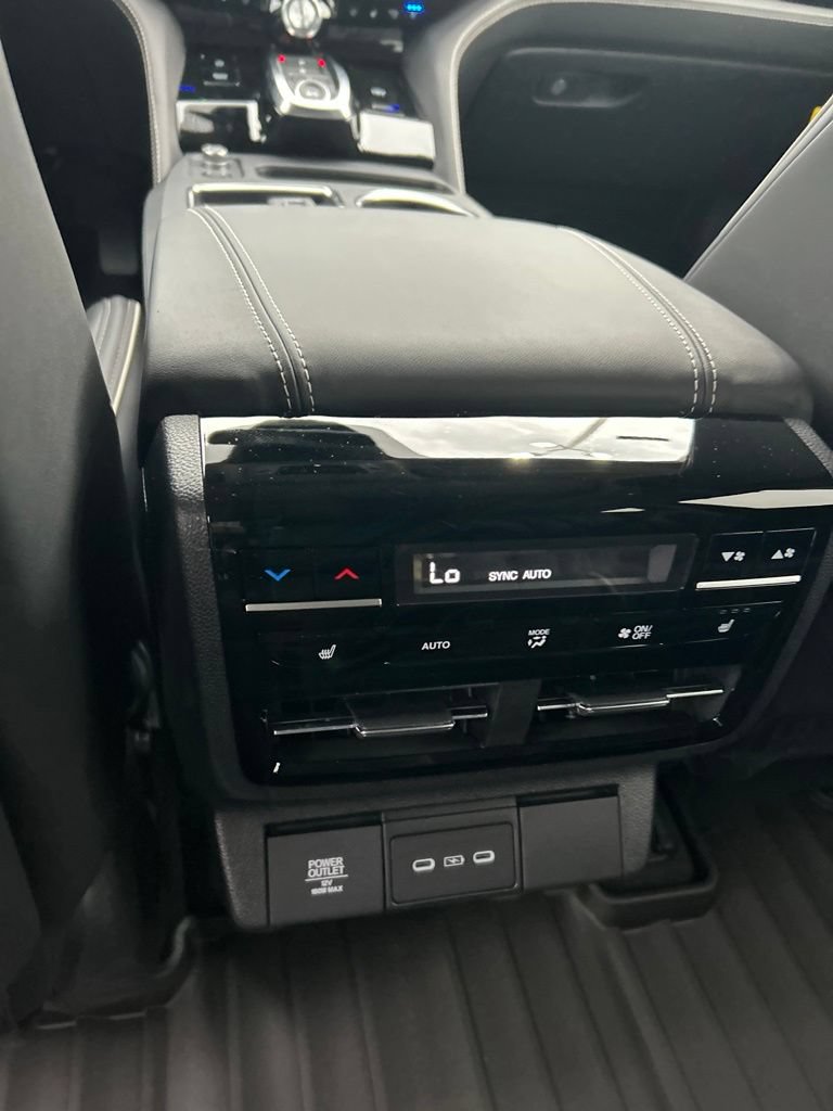 New 2026 Acura MDX w/ Advance Package AWD/4WD image 22