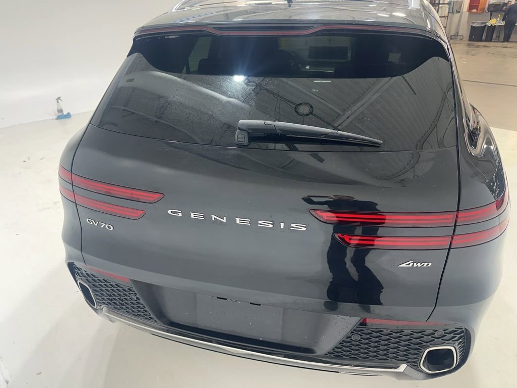 Used 2023 Genesis GV70 2.5T Select w/ Select Package image 8