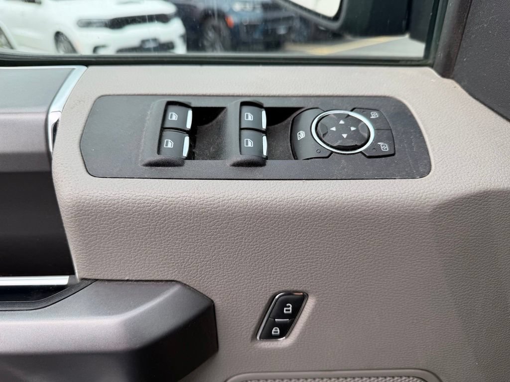 Used 2020 Ford F150 XLT w/ Equipment Group 302A Luxury AWD/4WD image 11