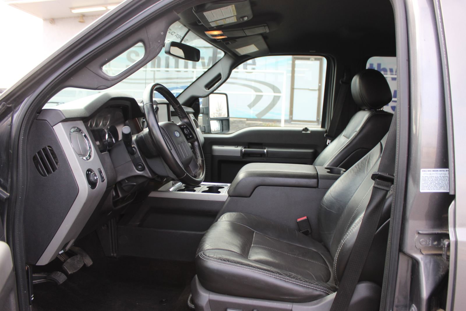 Used 2013 Ford F350 Lariat w/ Lariat Interior Pkg image 23