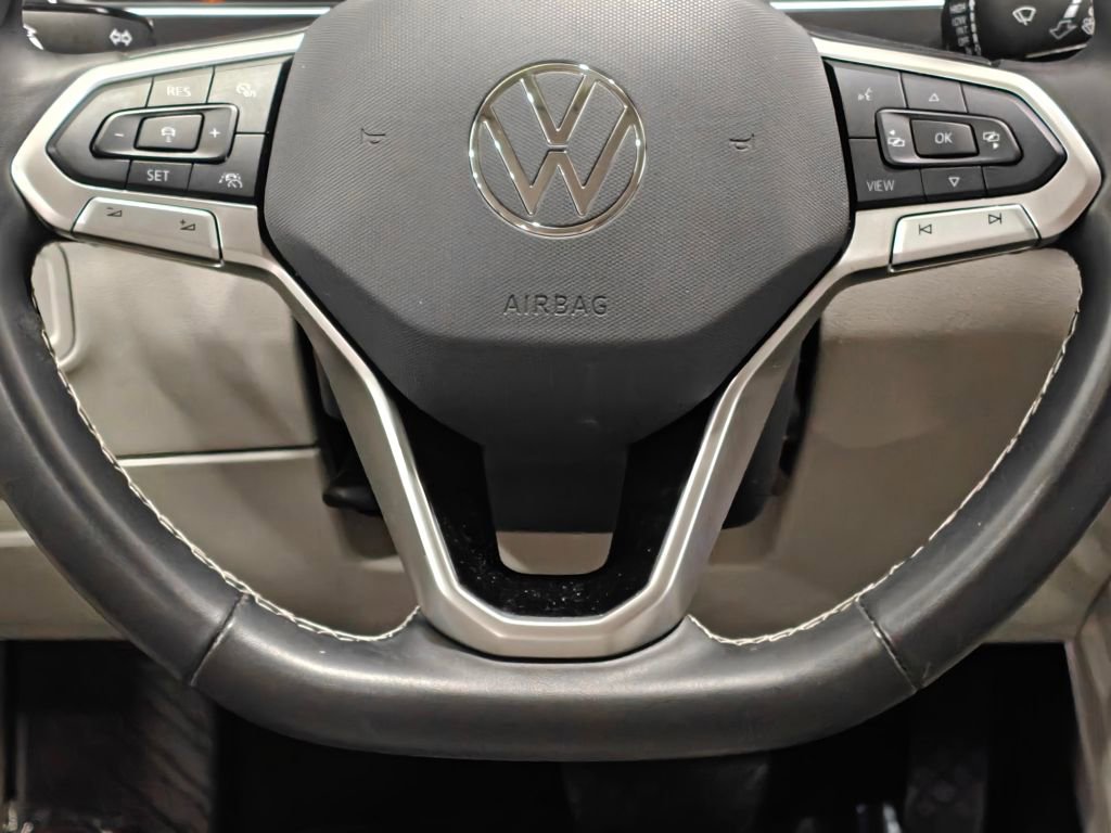 Used 2024 Volkswagen Tiguan SE AWD/4WD image 5