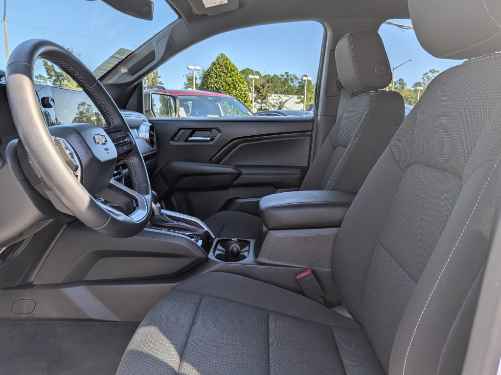 Used 2023 Chevrolet Colorado LT RWD image 22
