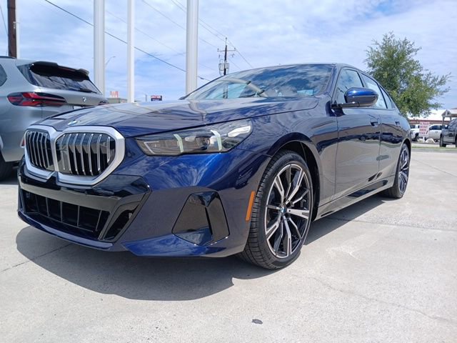New 2026 BMW 530i image 3