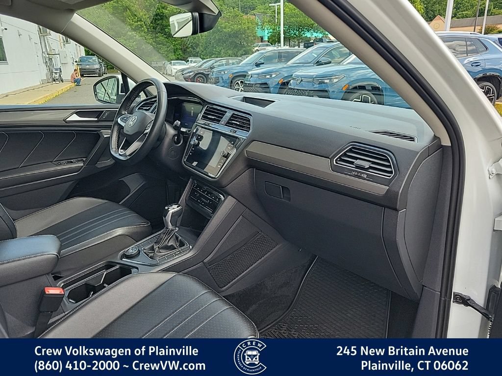 Certified 2022 Volkswagen Tiguan SE AWD/4WD image 44