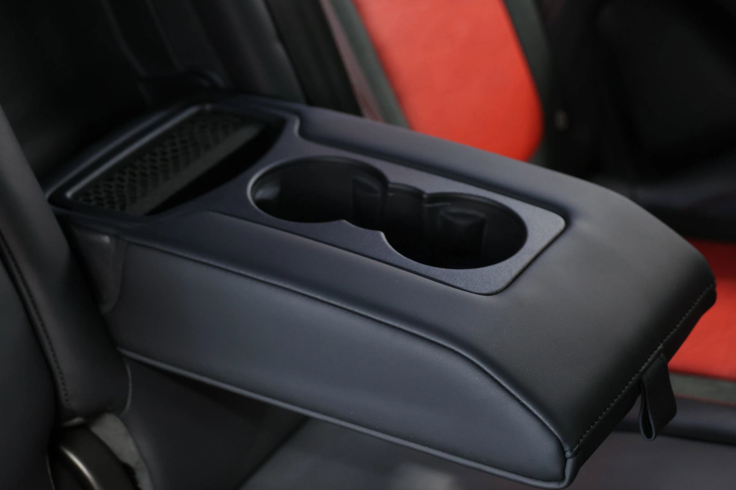 Used 2020 Land Rover Range Rover Sport SVR image 69