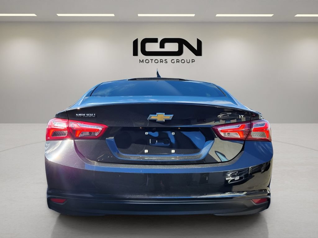Used 2020 Chevrolet Malibu LT FWD image 2