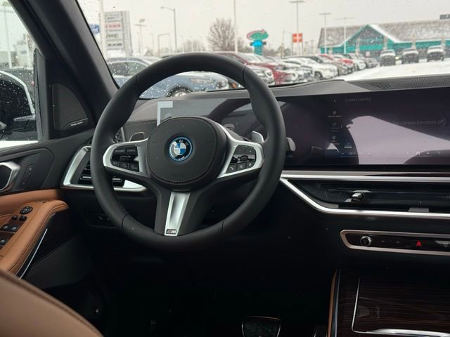 New 2026 BMW X5 xDrive50e w/ M Sport Package image 30