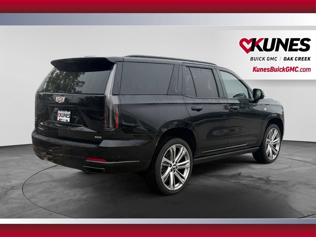 Used 2026 Cadillac Escalade Platinum Sport w/ LPO, Floor Liner Package AWD/4WD image 10