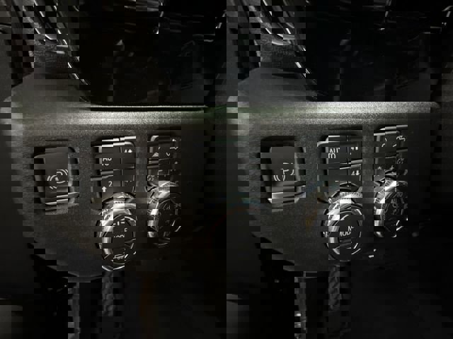 Used 2024 GMC Sierra 3500 SLT w/ SLT Premium Package image 16