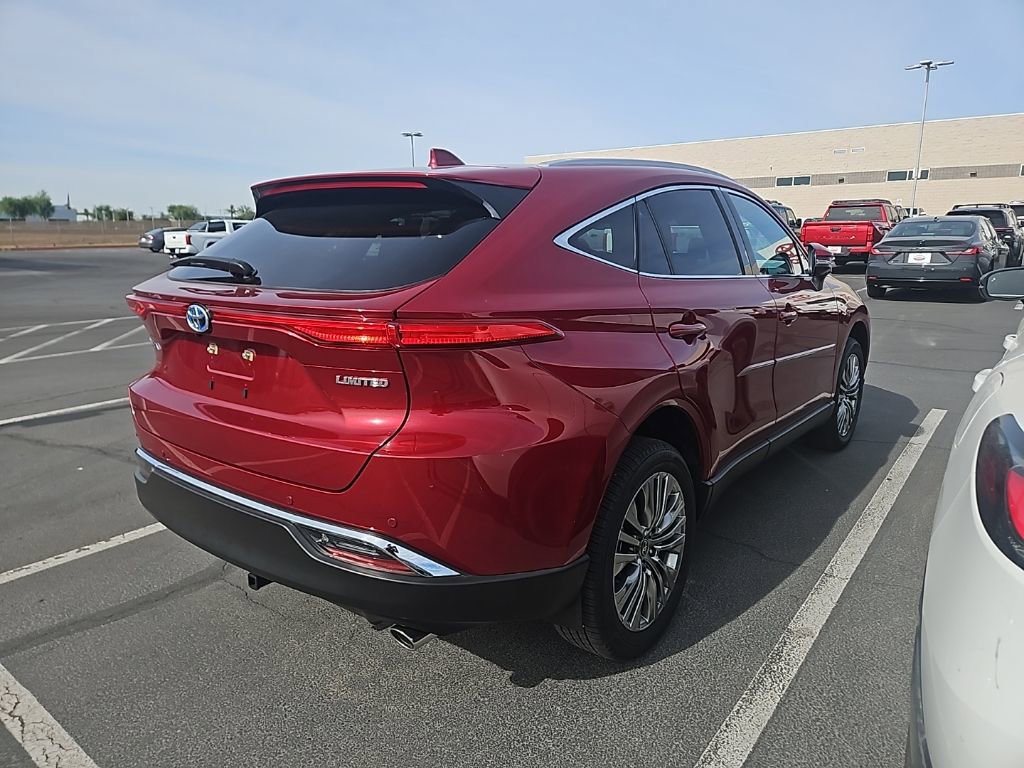Used 2024 Toyota Venza Limited AWD/4WD image 3