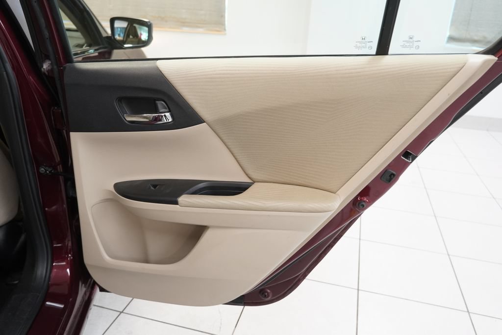 Used 2014 Honda Accord LX image 27